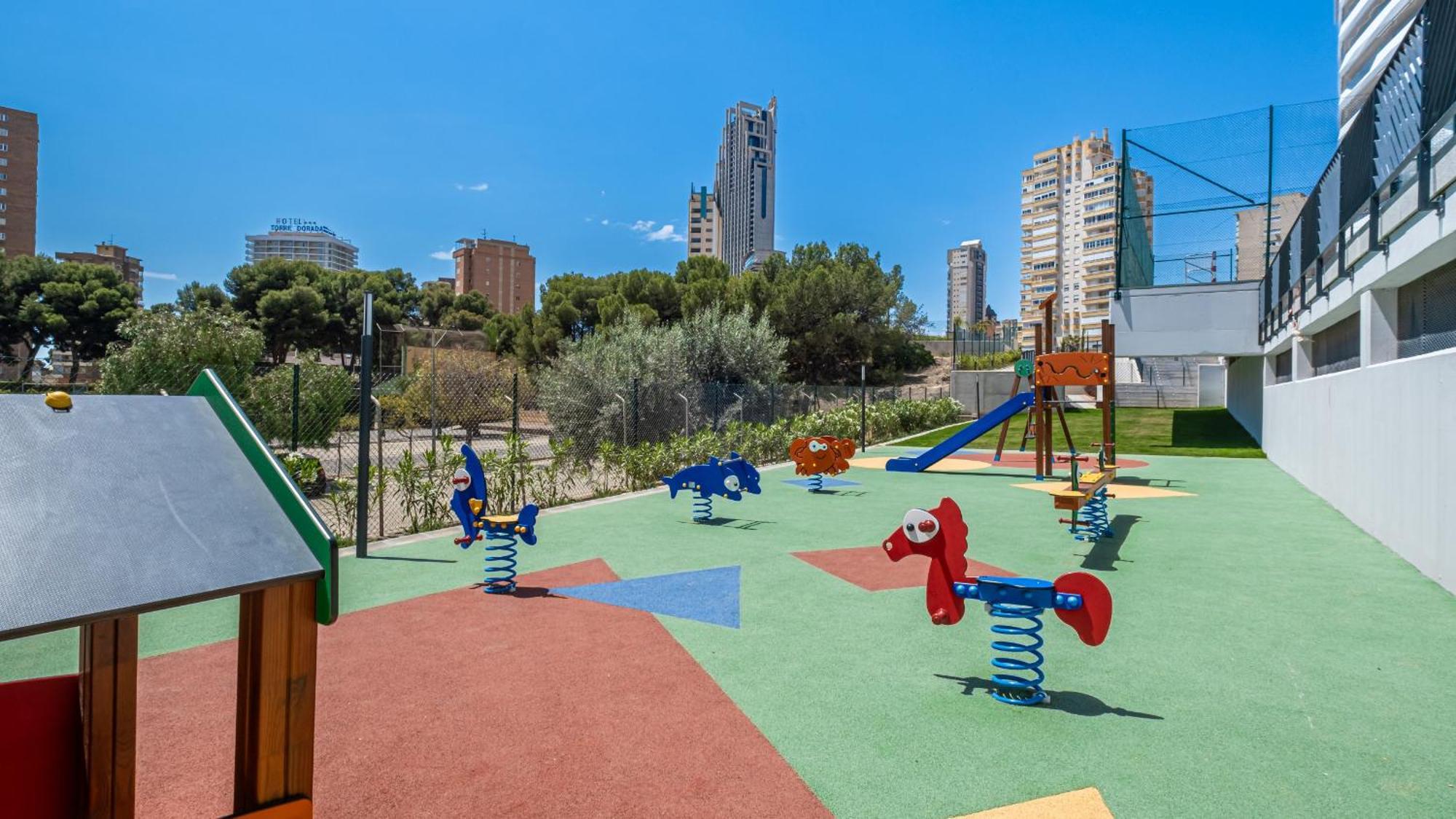 3-106 Poniente * Benidorm